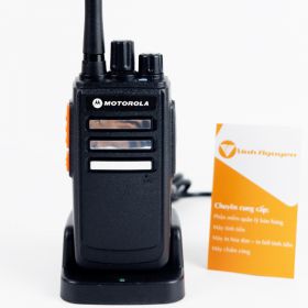 Máy bộ đàm cầm tay Motorola CP 5800 Máy bộ đàm cầm tay Motorola CP 5800
