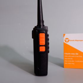 Máy bộ đàm cầm tay Motorola CP 5800 Máy bộ đàm cầm tay Motorola CP 5800