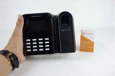 Máy chấm công Ronald-Jack 6869