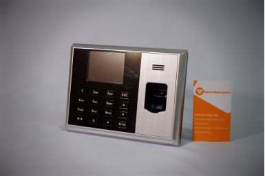 Máy chấm công Ronald-Jack UA300