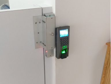 Máy chấm công kiểm soát cửa Ronald-Jack F18 