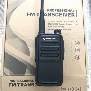 Máy bộ đàm cầm tay Motorola CP 688