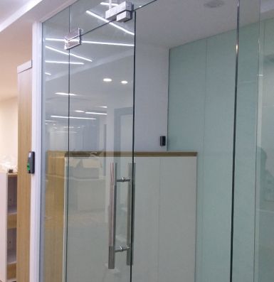 Máy chấm công kiểm soát cửa Ronald-Jack F18 